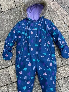 OshKosh B'gosh Girls 18M Heart Print Snowsuit w/ Fur Hood & Mittens